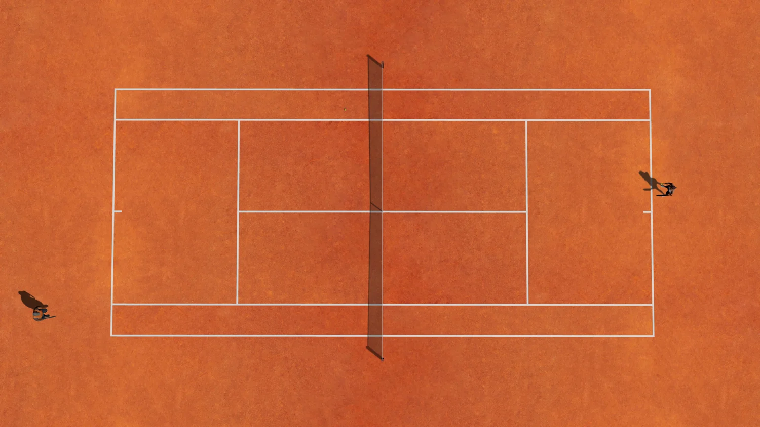 Due giocatori su un campo da tennis visto dall’alto, immagine illustrativa